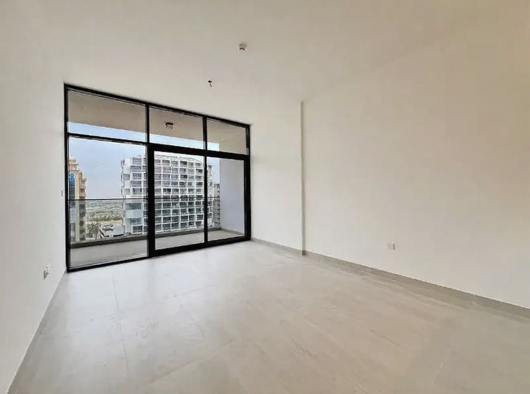 Before virtual staging